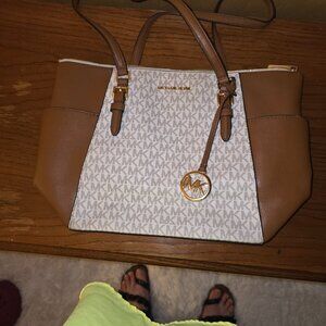 Michael Kors Brown and Cream Signature Medium Shoulder bag